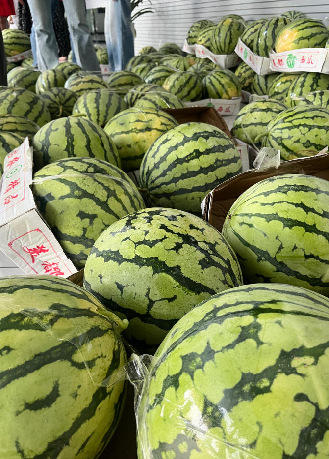 炎炎夏日送清凉 暖心福利润人心｜湖南银华棠医药科技有限公司开展夏季消暑福利发放活动